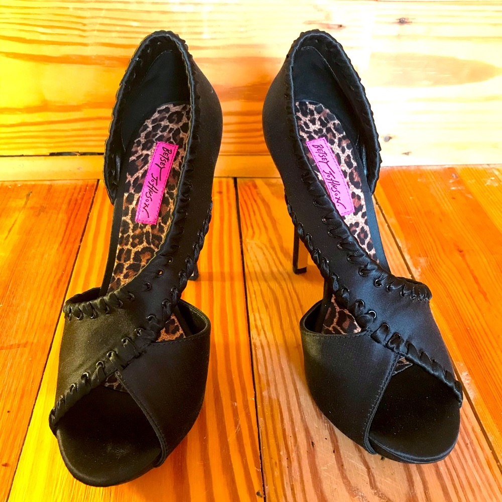 Betsey Johnson Black Satin Ribbon Heels, EUC, 7.5